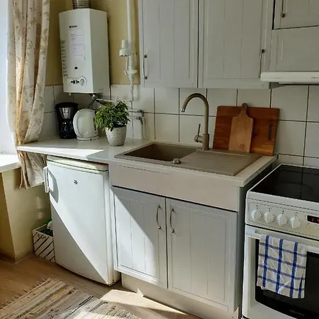 Apartmán Sunny With Wall-to-wall Desk &tram At Door