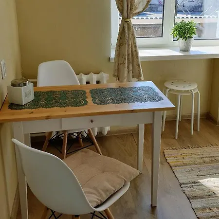 Sunny With Wall-to-wall Desk &tram At Door *