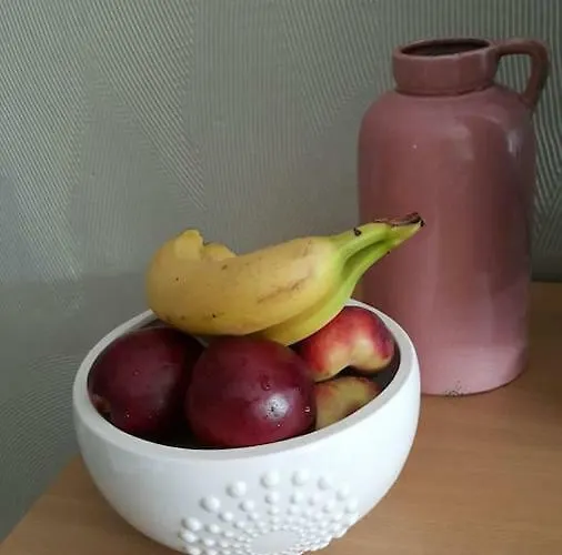 Sunny Apartment, 7 Min With Tram To The Old Town Korter Tallinn