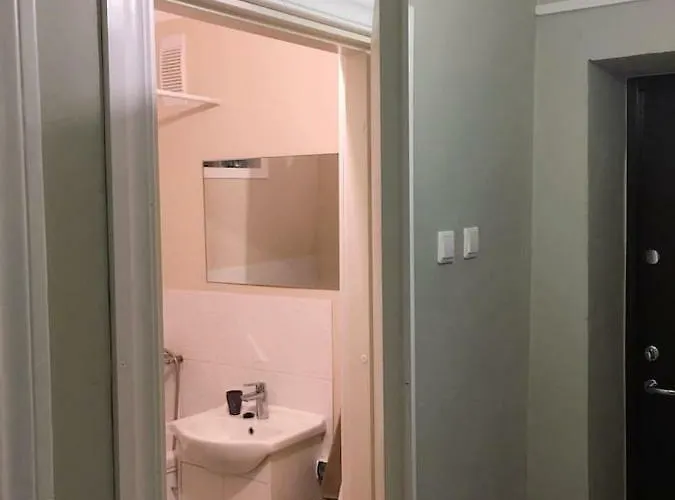 Sunny Apartment, 7 Min With Tram To The Old Town