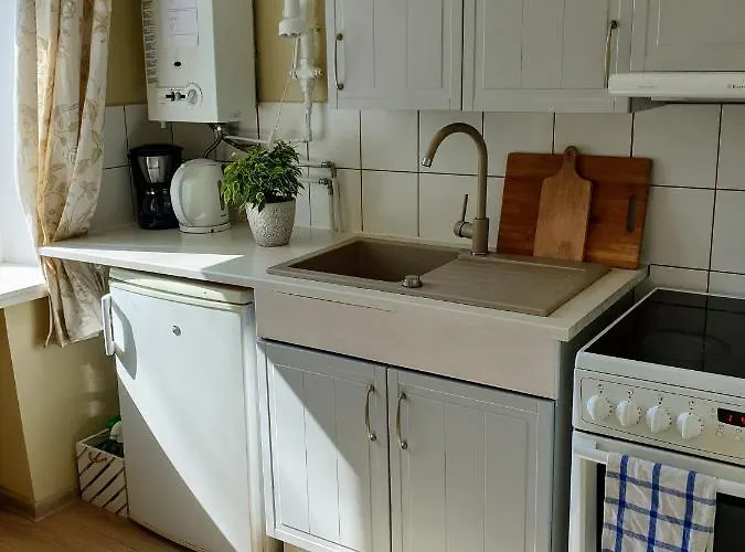 アパート Sunny Apartment, 7 Min With Tram To The Old Town